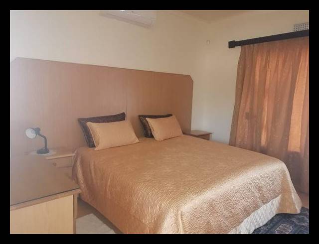 4 BEDROOM HOUSE FOR SALE IN MEER EN SEE